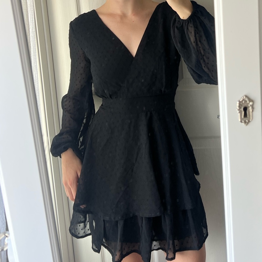 Jessica Simpson Black Dress